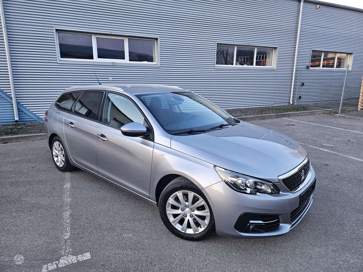 Peugeot 308, 1.2 l., Универсал