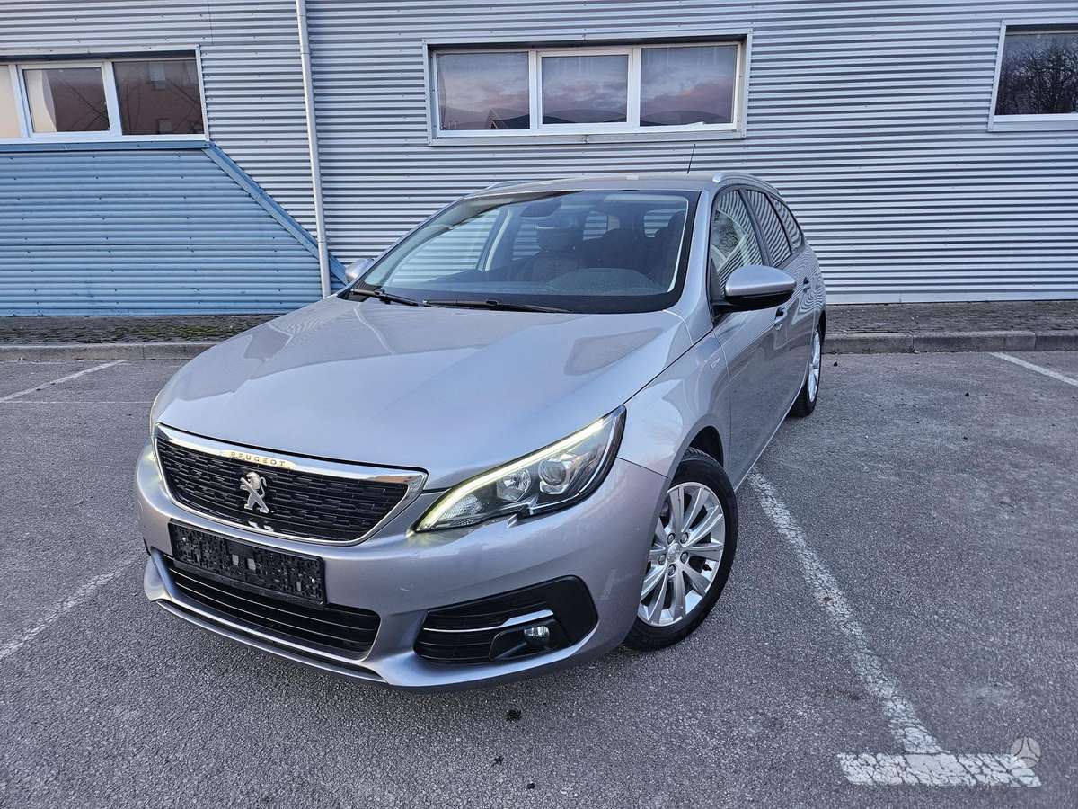 Peugeot 308, 1.2 l., Универсал