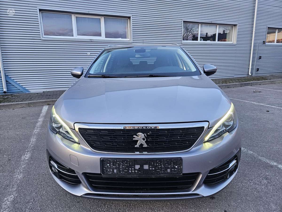 Peugeot 308, 1.2 l., Универсал