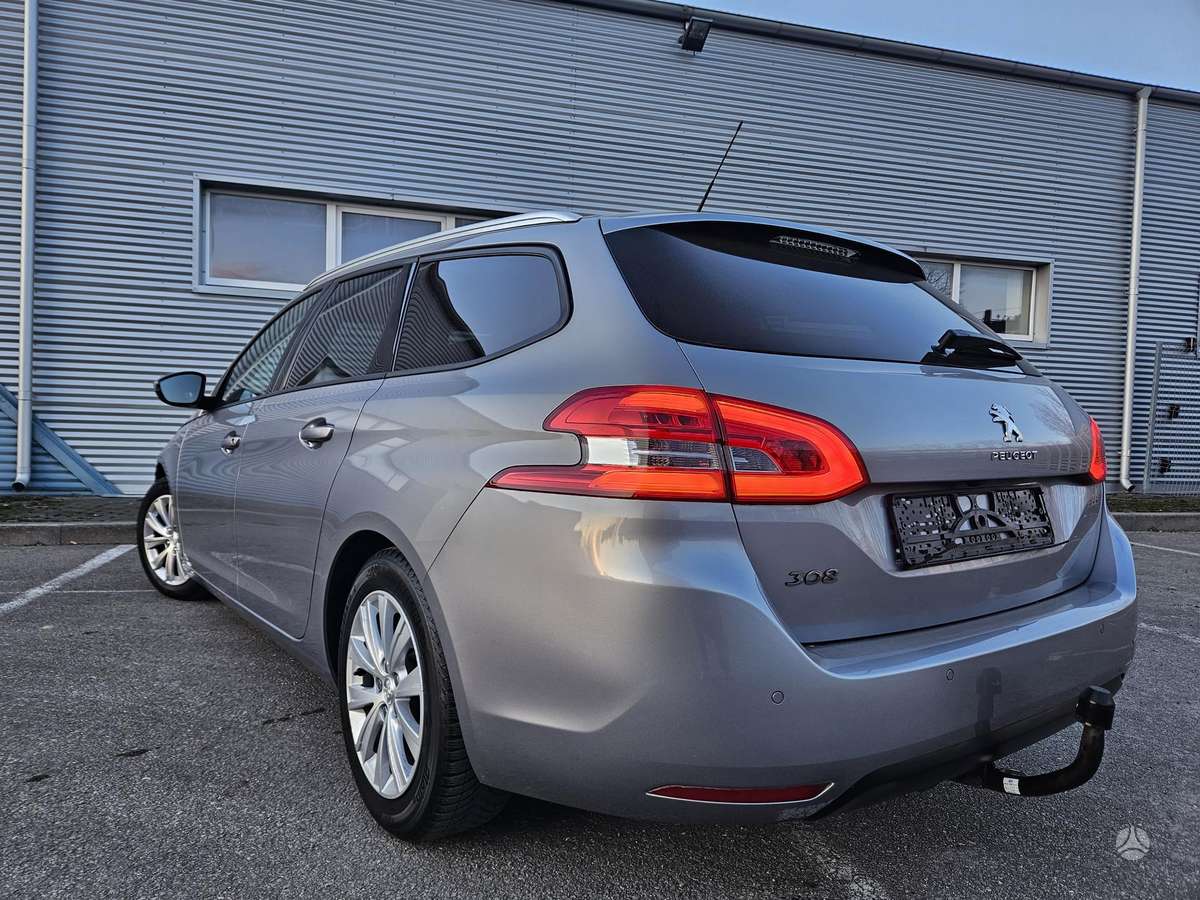 Peugeot 308, 1.2 l., Универсал