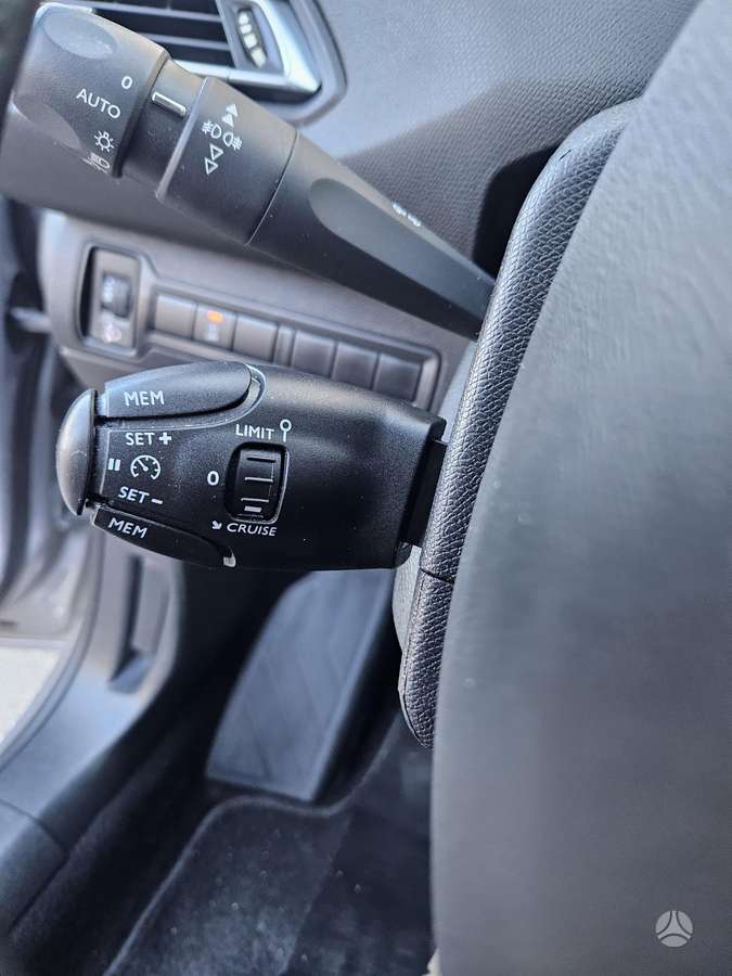 Peugeot 308, 1.2 l., Универсал