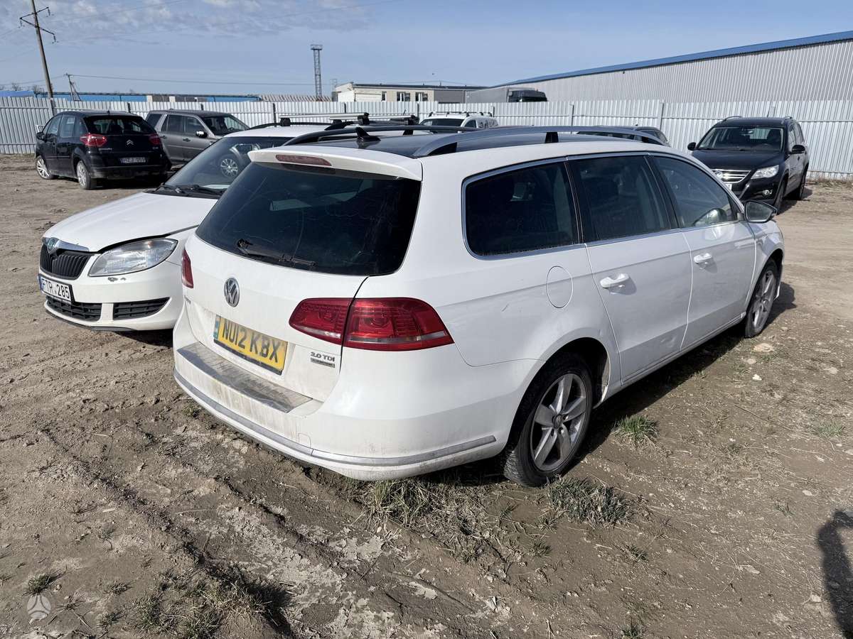 Volkswagen Passat for parts