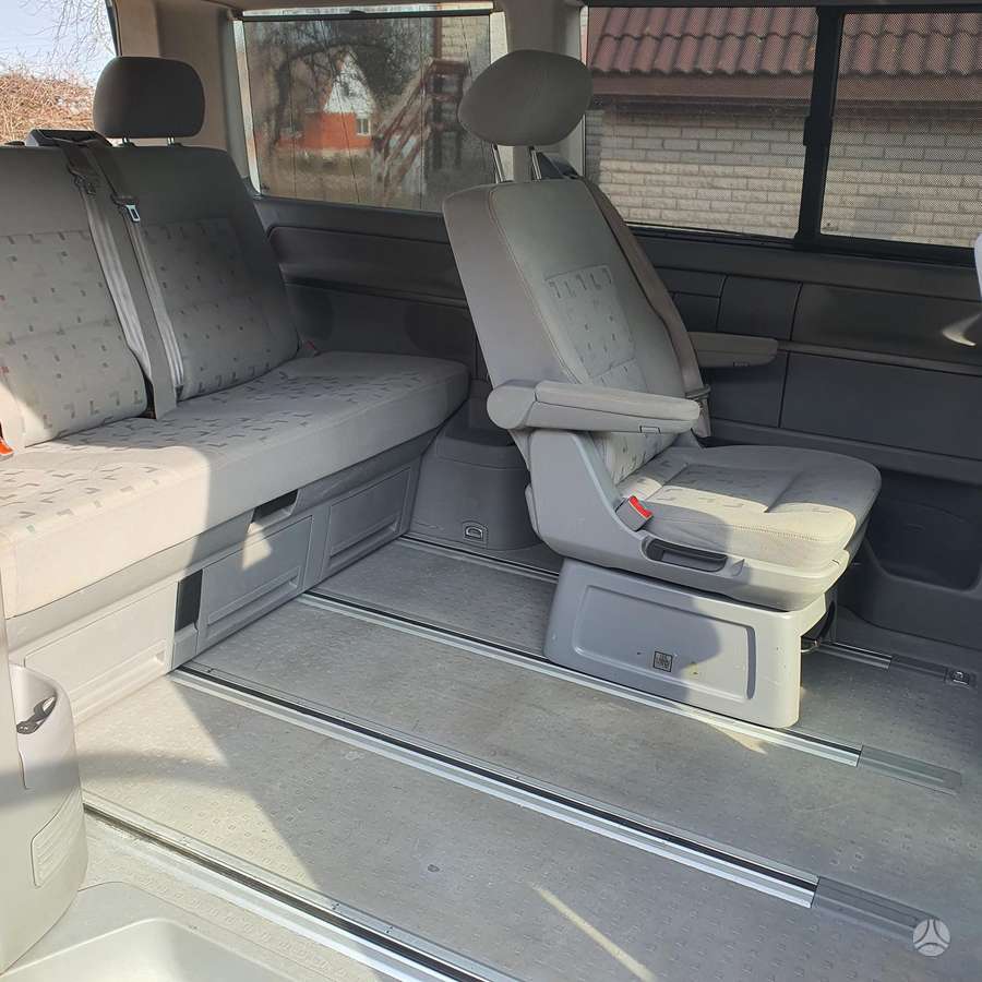 Volkswagen Multivan, 2.5 l., Универсал
