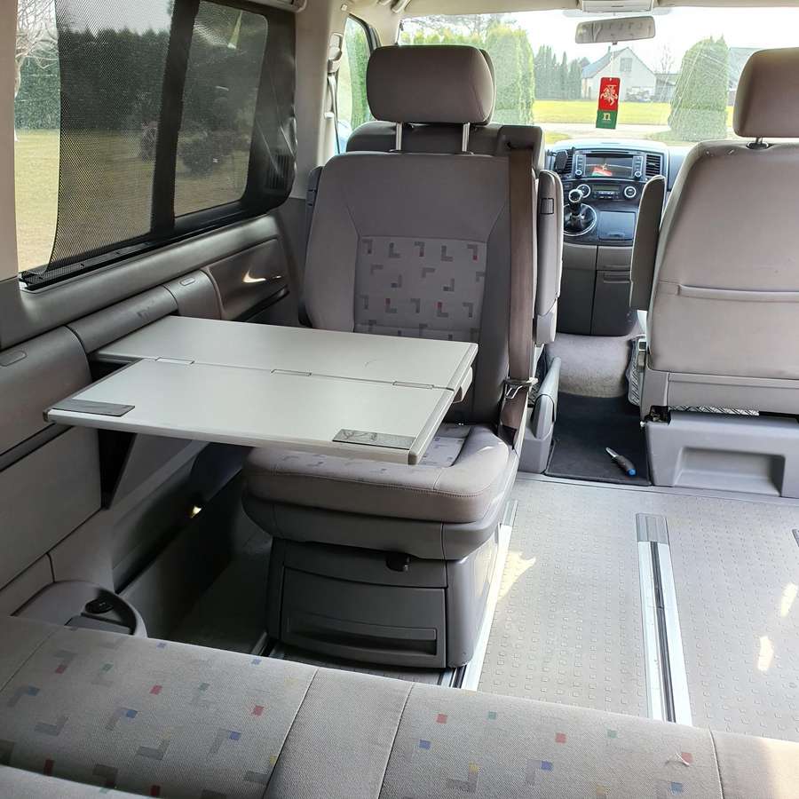 Volkswagen Multivan, 2.5 l., Универсал