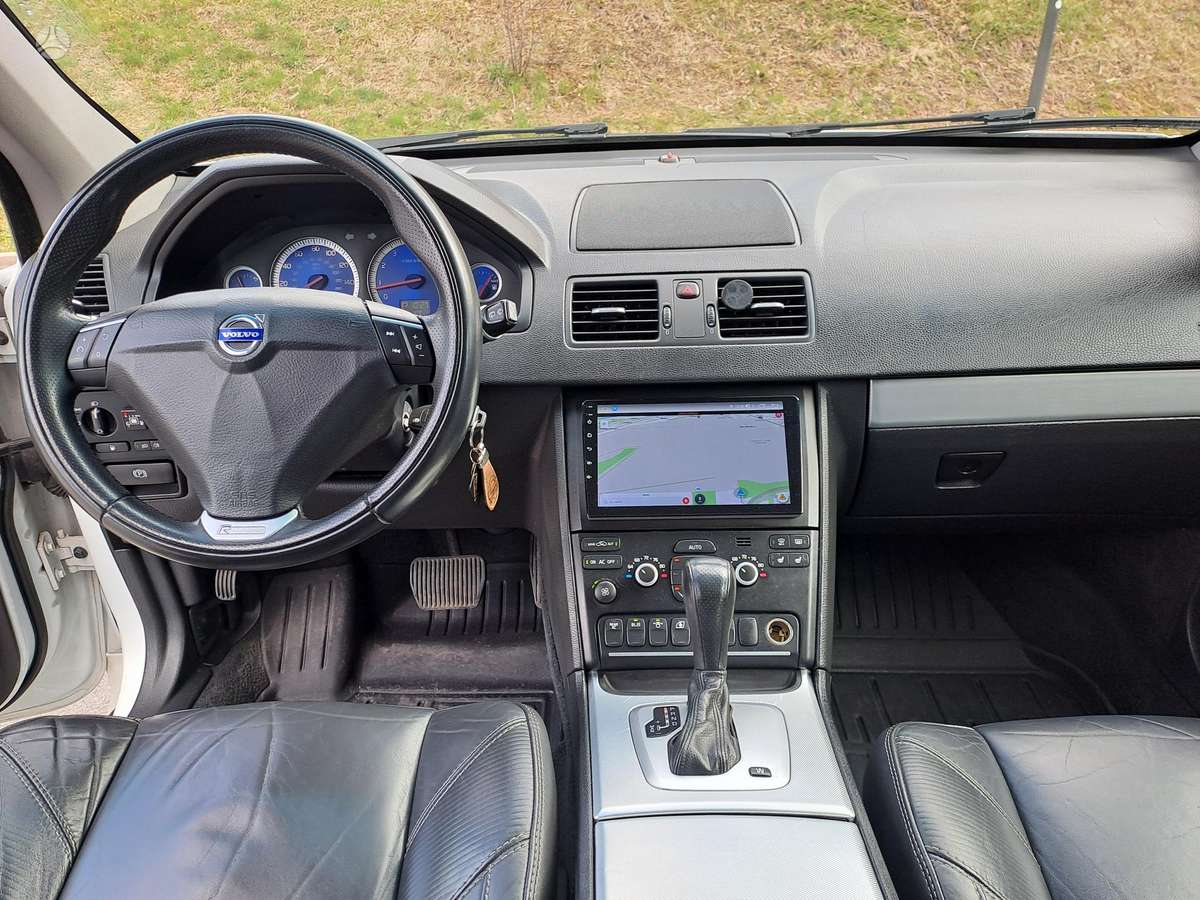 Volvo XC90 - 8