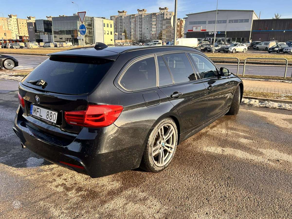 BMW 320, 2.0 l., wagon