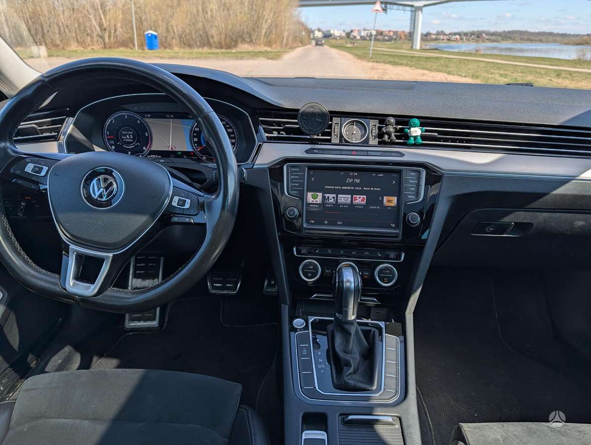 Volkswagen Passat, 1.6 l., Универсал