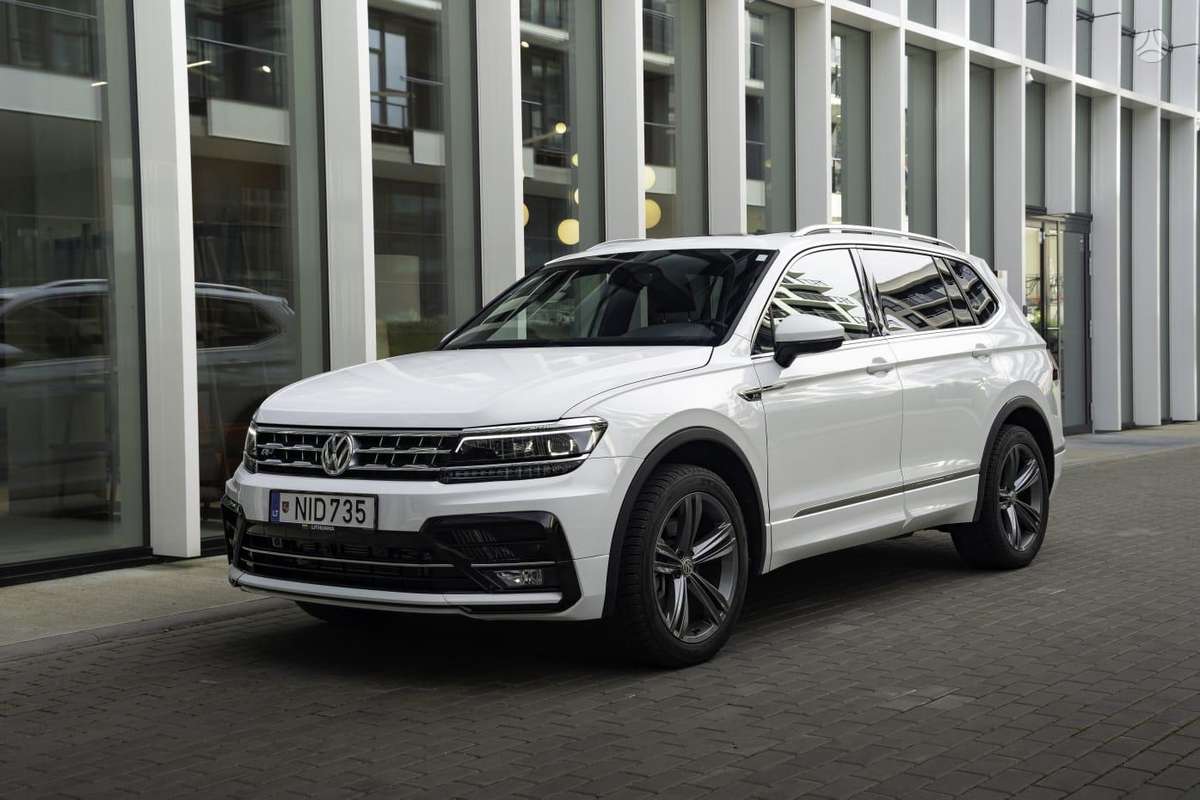 Volkswagen Tiguan - 4