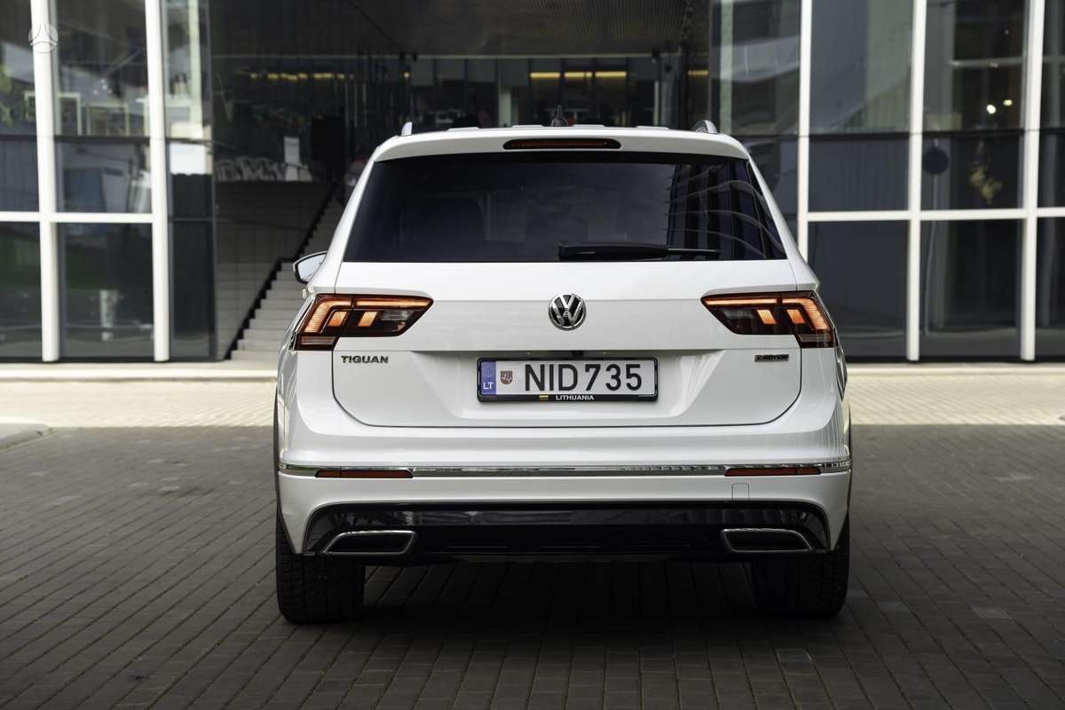 Volkswagen Tiguan - 3
