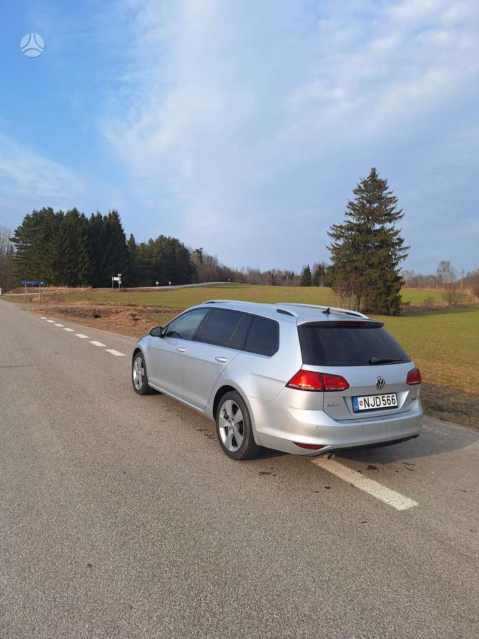 Volkswagen Golf - 3