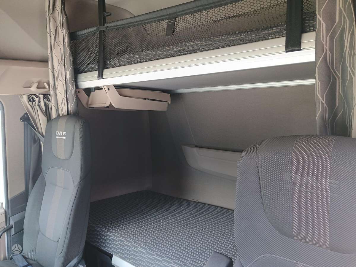 DAF XG480FT, double sleeper