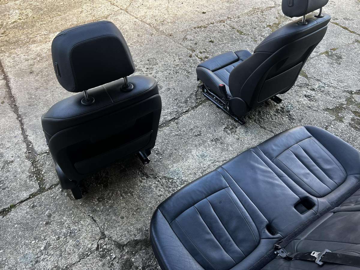 BMW X5 seats