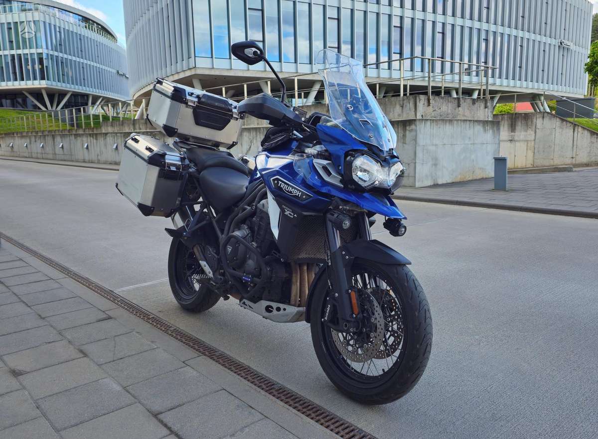 Triumph Tiger 1215cc, enduro / adventure