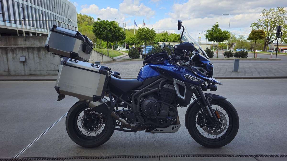 Triumph Tiger 1215cc, enduro / adventure