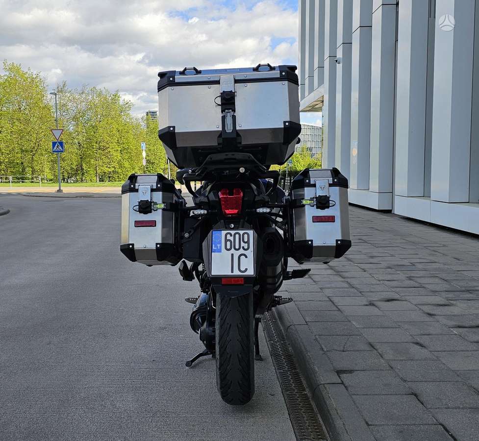 Triumph Tiger 1215cc, enduro / adventure