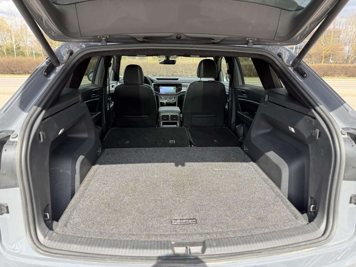 Volkswagen Atlas Cross Sport, 2.0 l., off-road / crossover