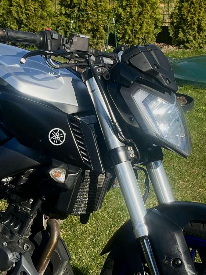 Yamaha MT 125cc, street / classic