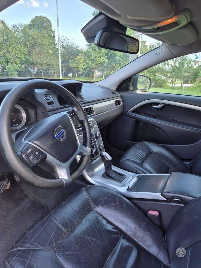Volvo S80, 2.0 l., Седан