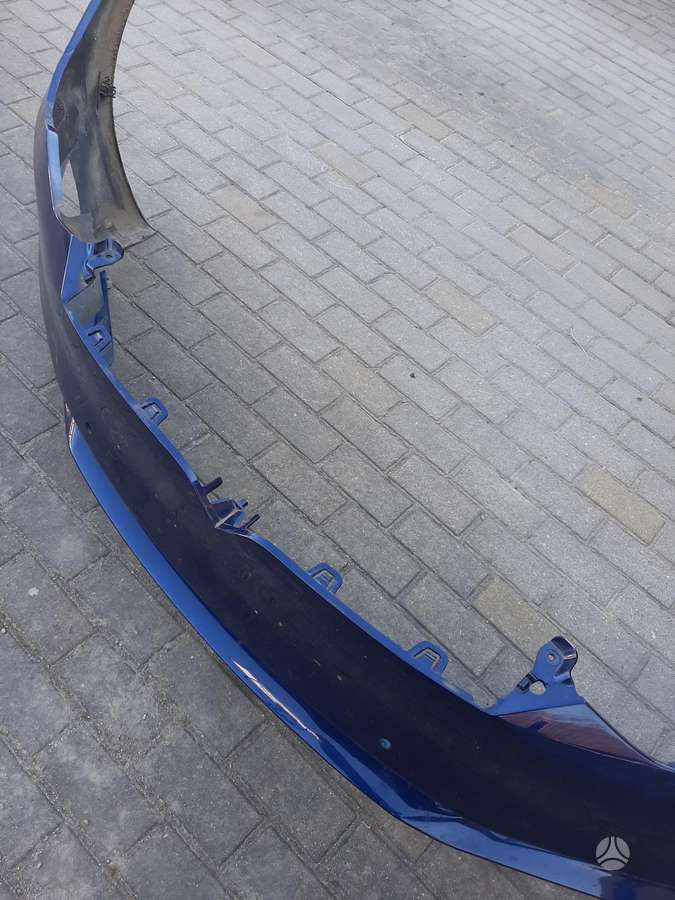 Tesla Model S 100 D, Priekinis bamperis