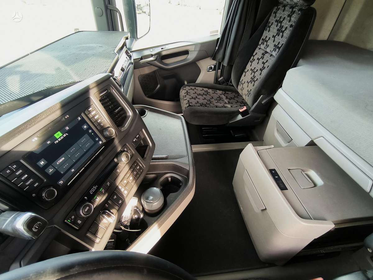 Scania R450 be EGR, double sleeper