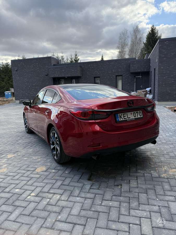 Mazda 6, 2.2 l., Седан