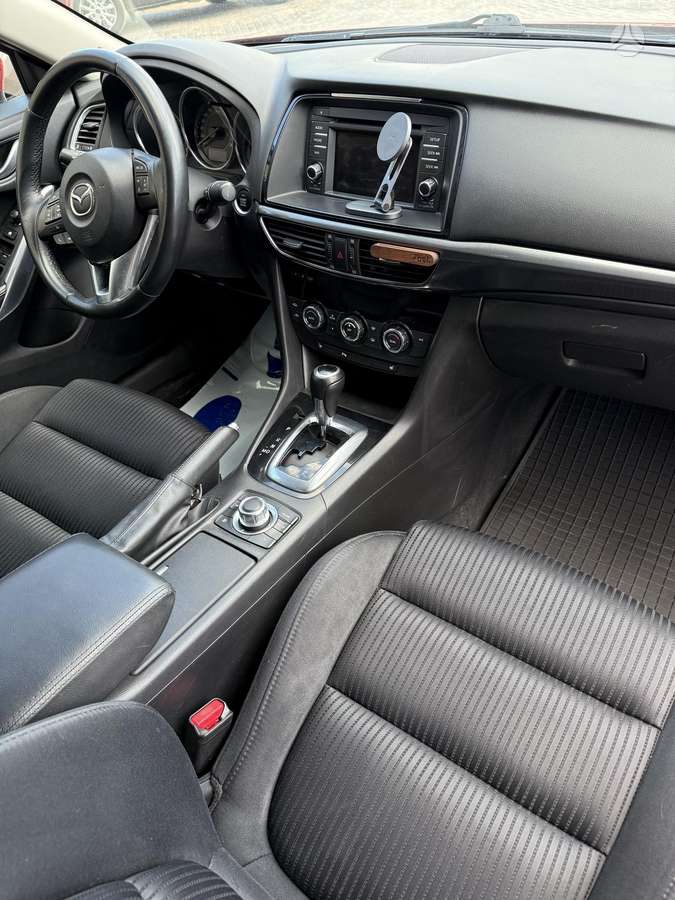 Mazda 6, 2.2 l., sedanas