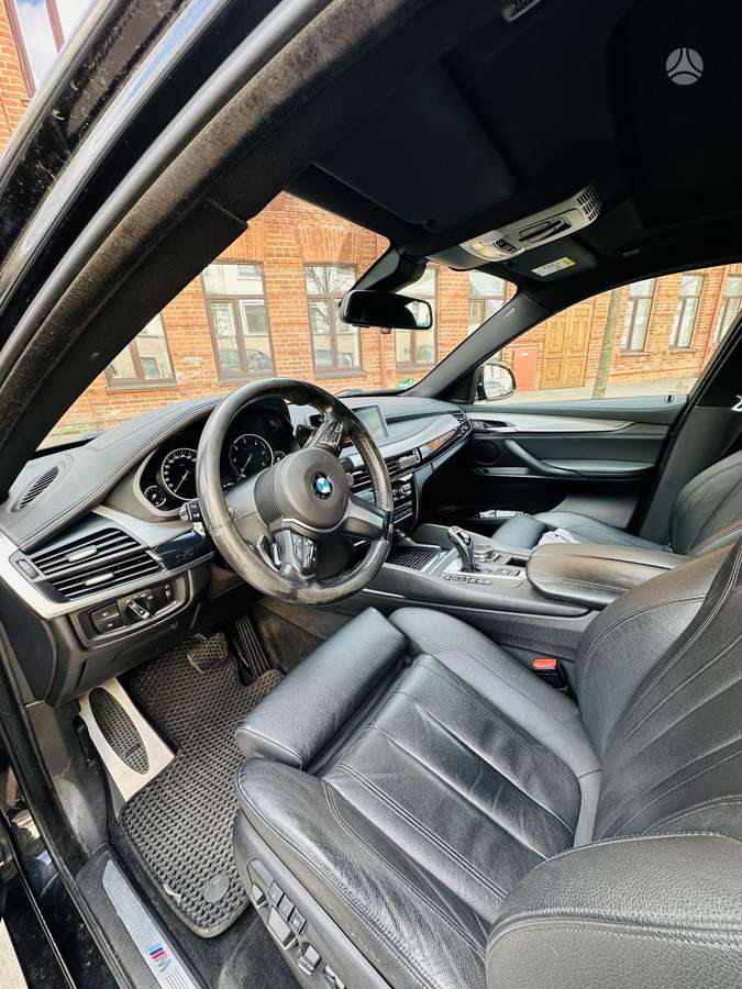 BMW X6, off-road / crossover
