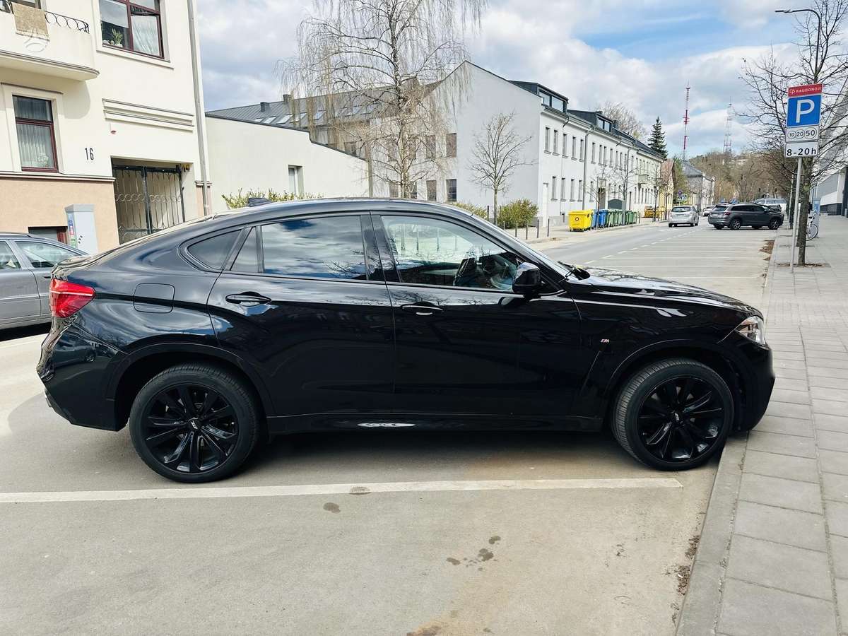 BMW X6, Внедорожник / Кроссовер