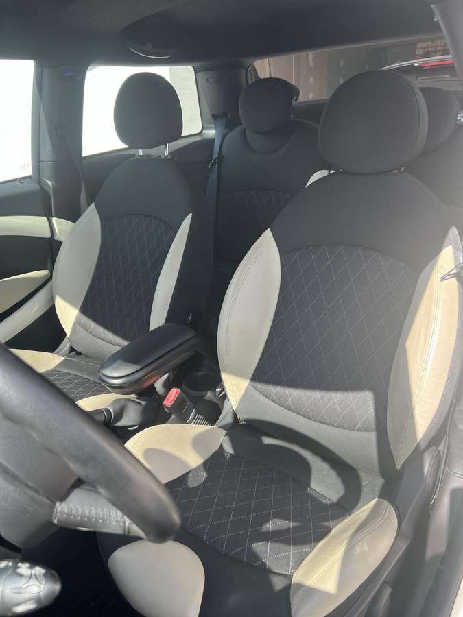Mini One, 1.6 l., hatchback