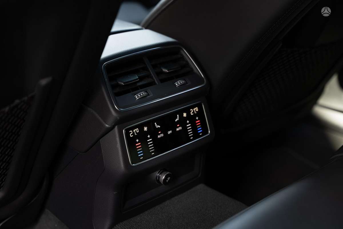 Audi A7, 3.0 l., hatchback