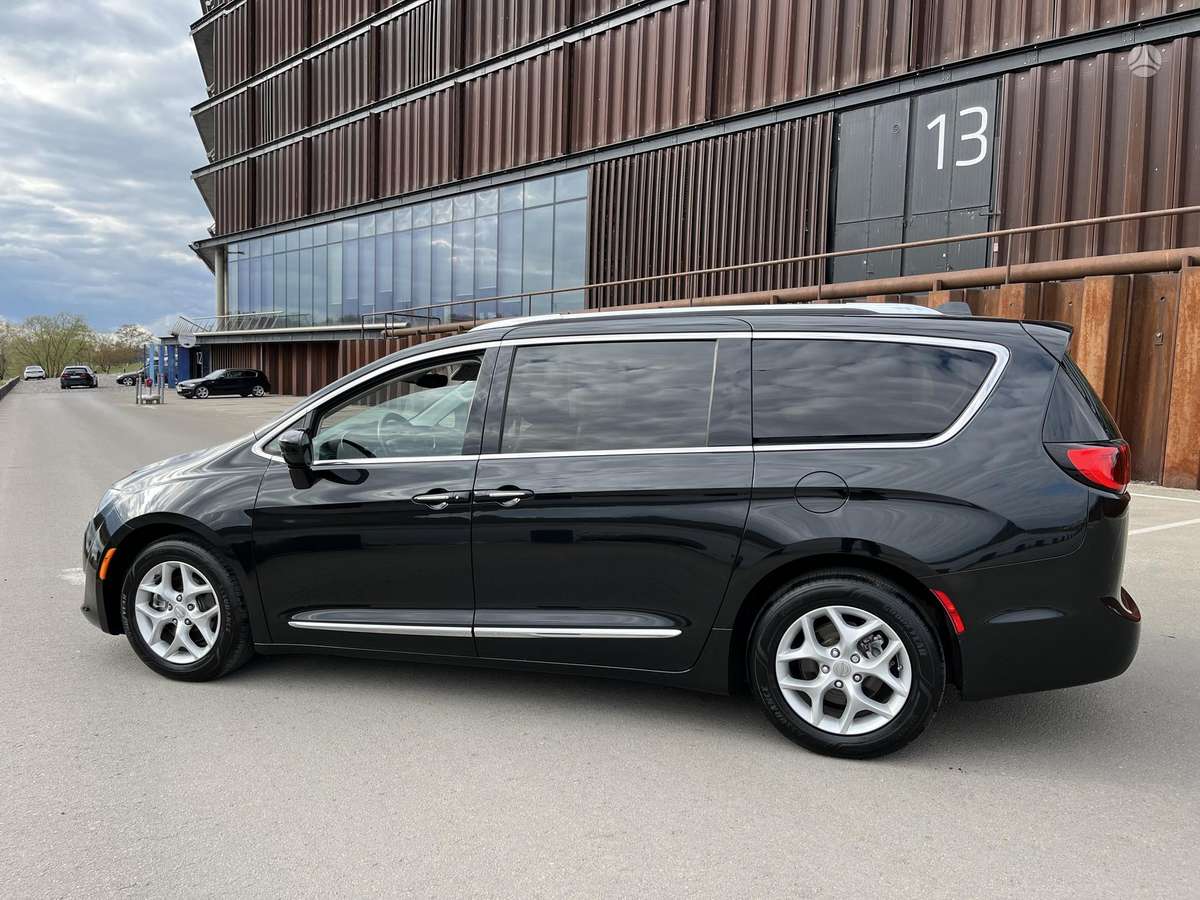 Chrysler Pacifica, 3.6 l., Минивэн