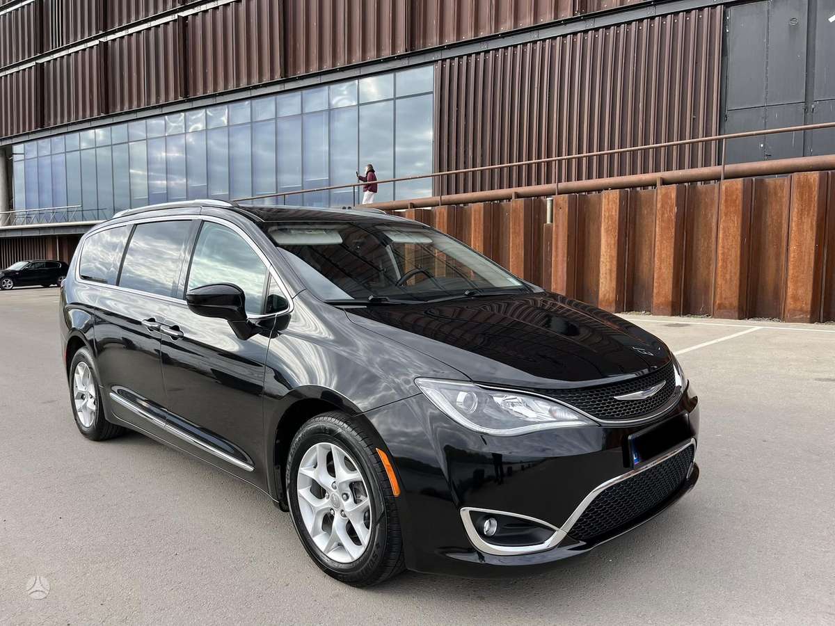 Chrysler Pacifica, 3.6 l., Минивэн