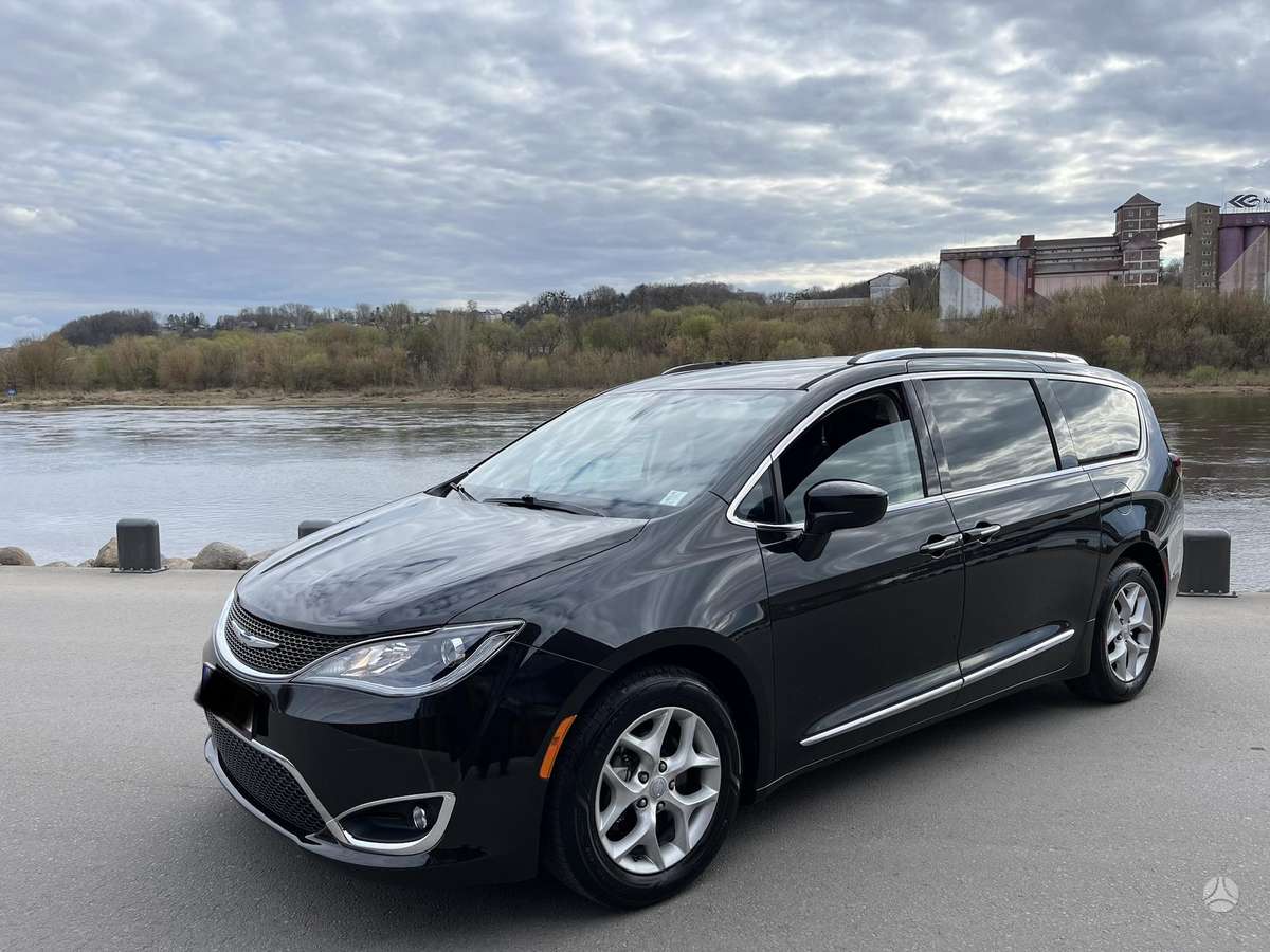 Chrysler Pacifica, 3.6 l., Минивэн