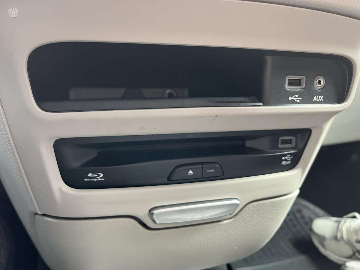 Chrysler Pacifica, 3.6 l., Минивэн