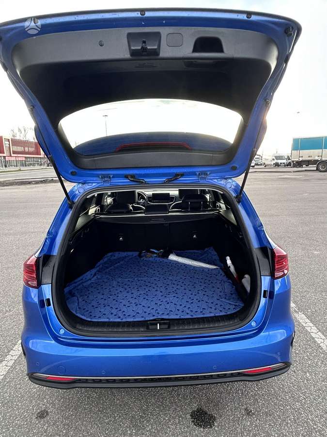 Kia Ceed, 1.6 l., Универсал
