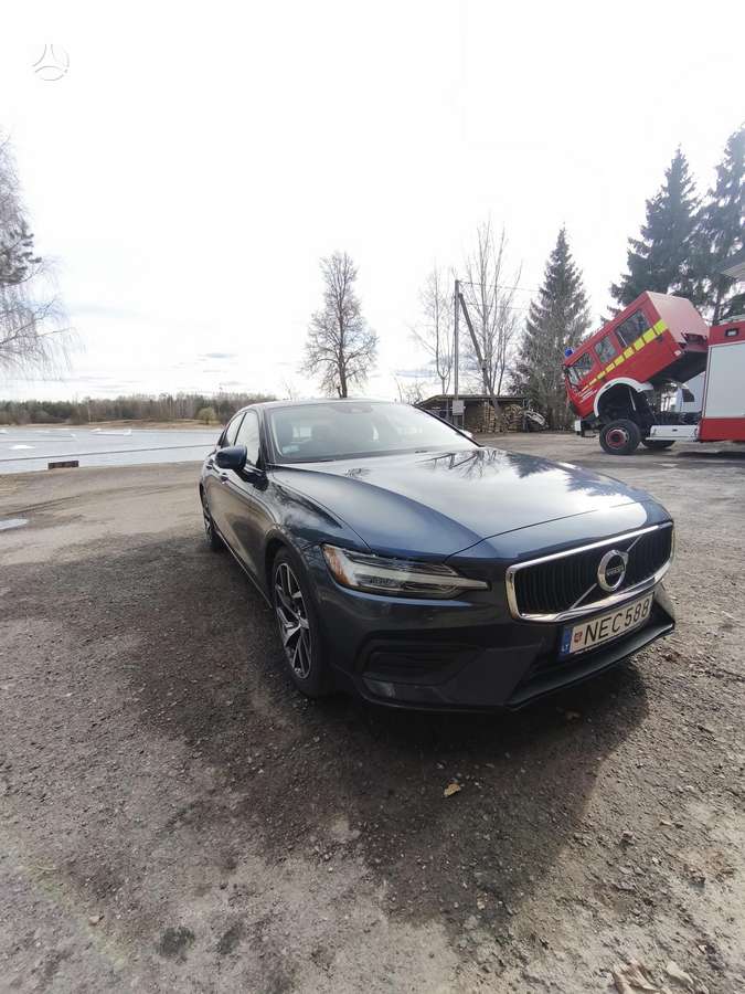 Volvo S60, 2.0 l., Седан