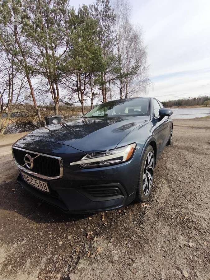 Volvo S60, 2.0 l., Седан