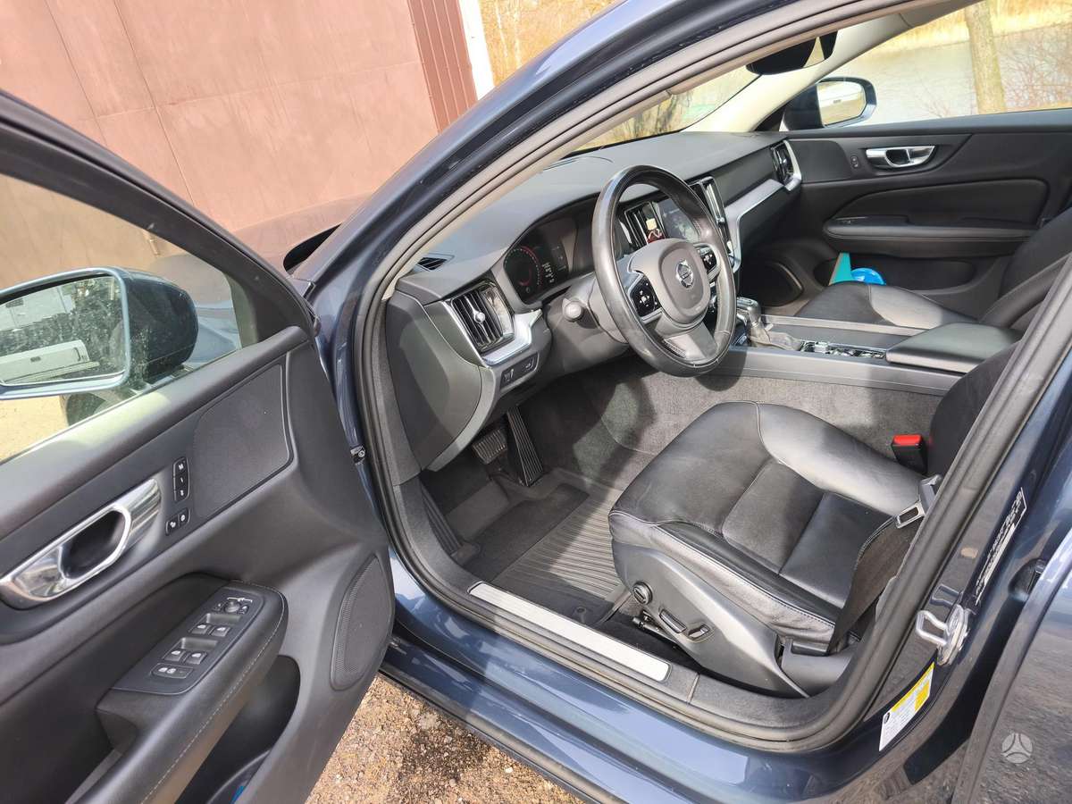 Volvo S60, 2.0 l., Седан