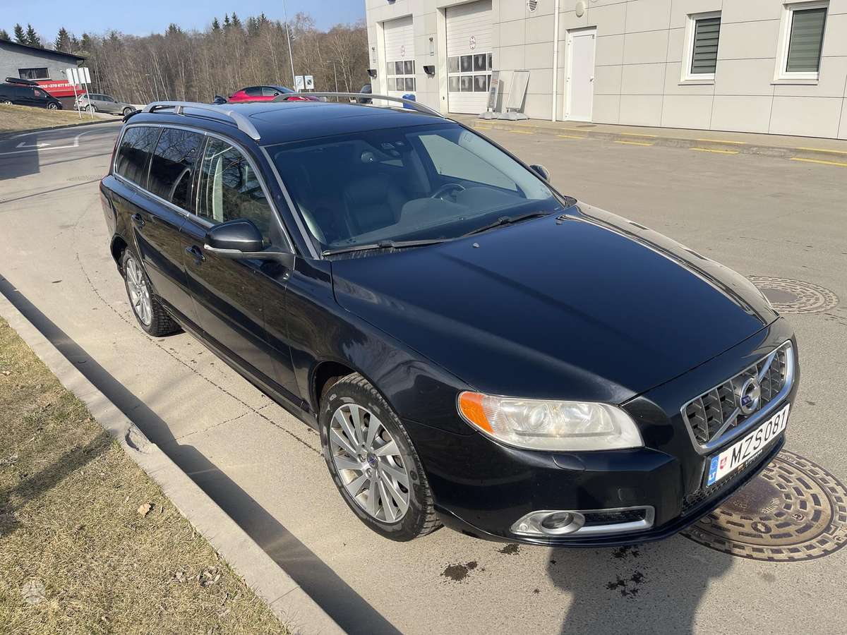Volvo V70, 2.0 l., wagon