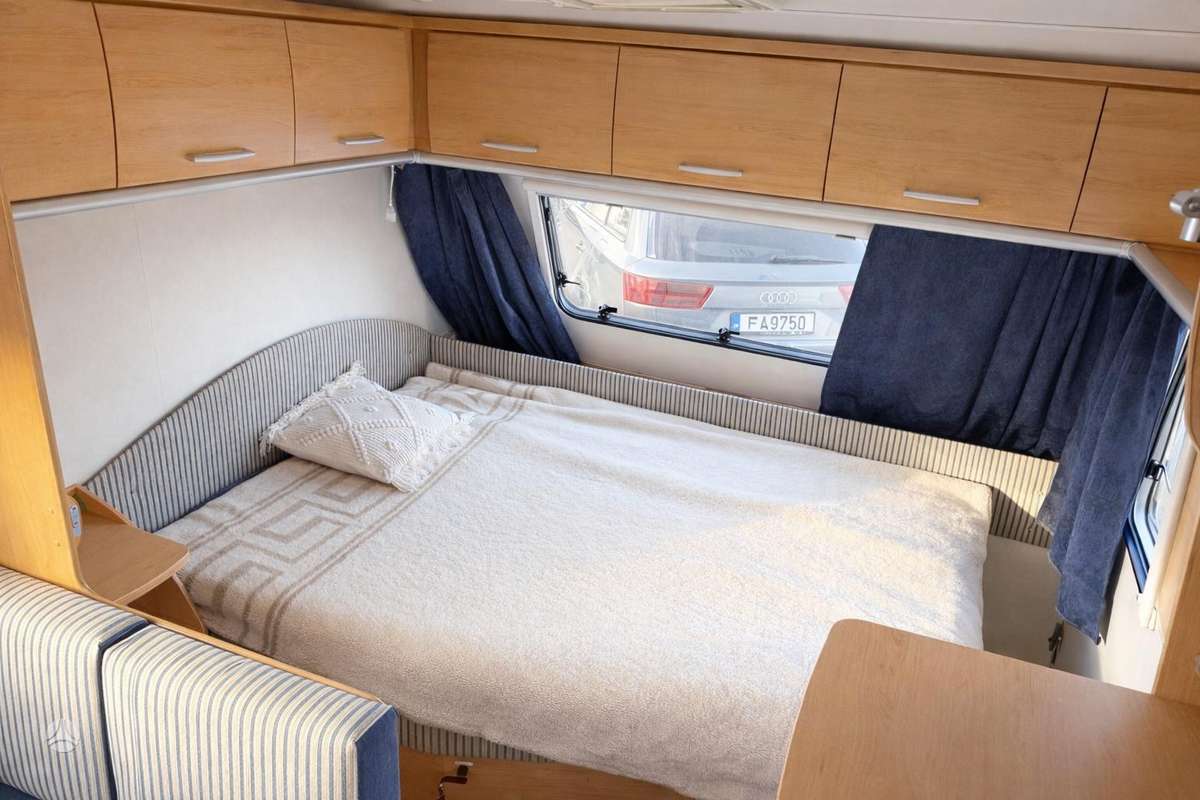 Hymer ERIBA Living, кемперы