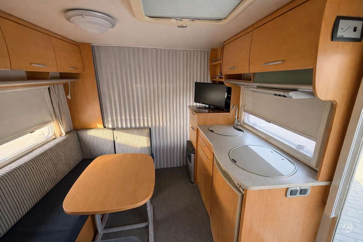 Hymer ERIBA Living, кемперы