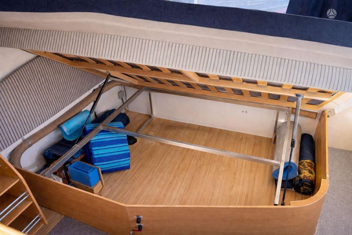 Hymer ERIBA Living, кемперы