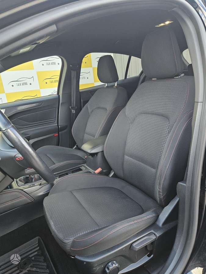 Ford Focus ST, 1.0 l., hatchback