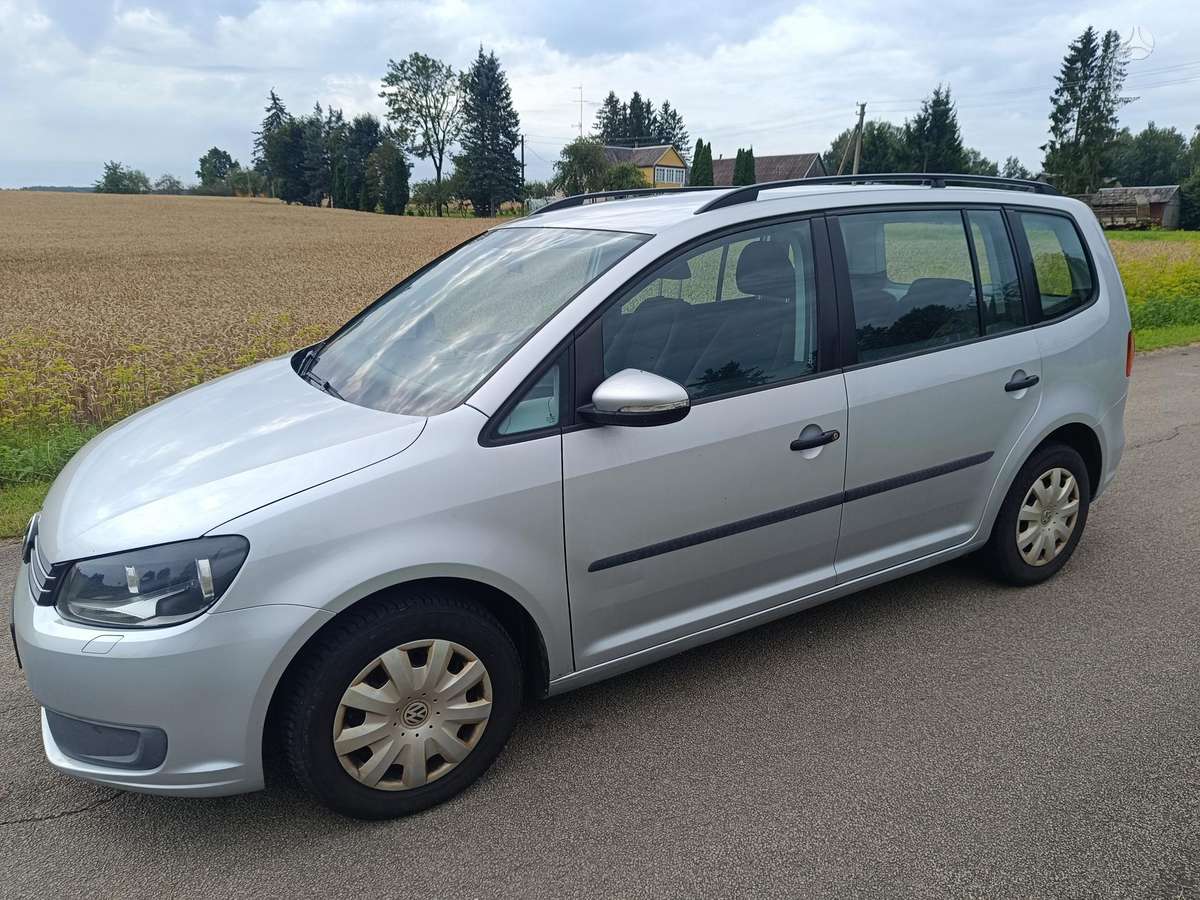 Volkswagen Touran - 2