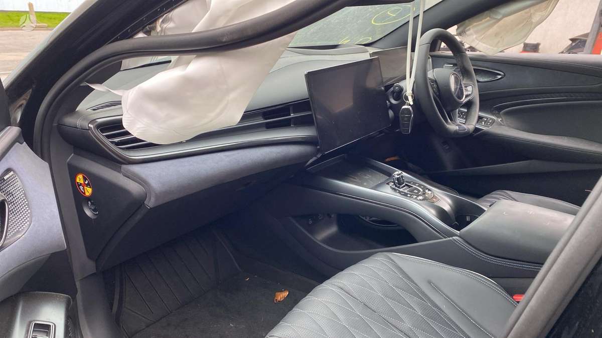 BYD Seal 6 dalimis