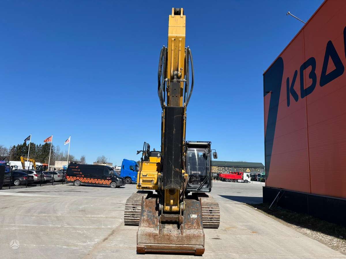 Caterpillar 330 FL, excavator