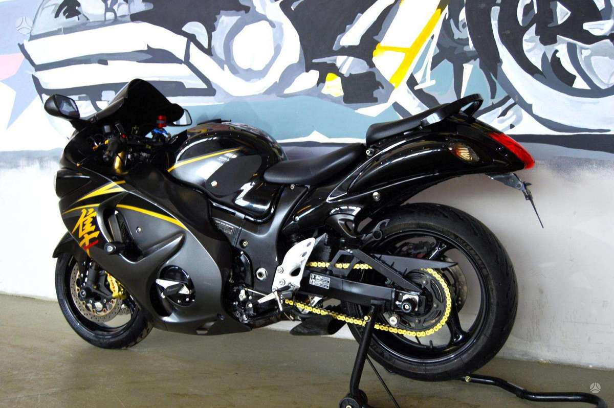 Suzuki GSX-R 1300cc, superbikes
