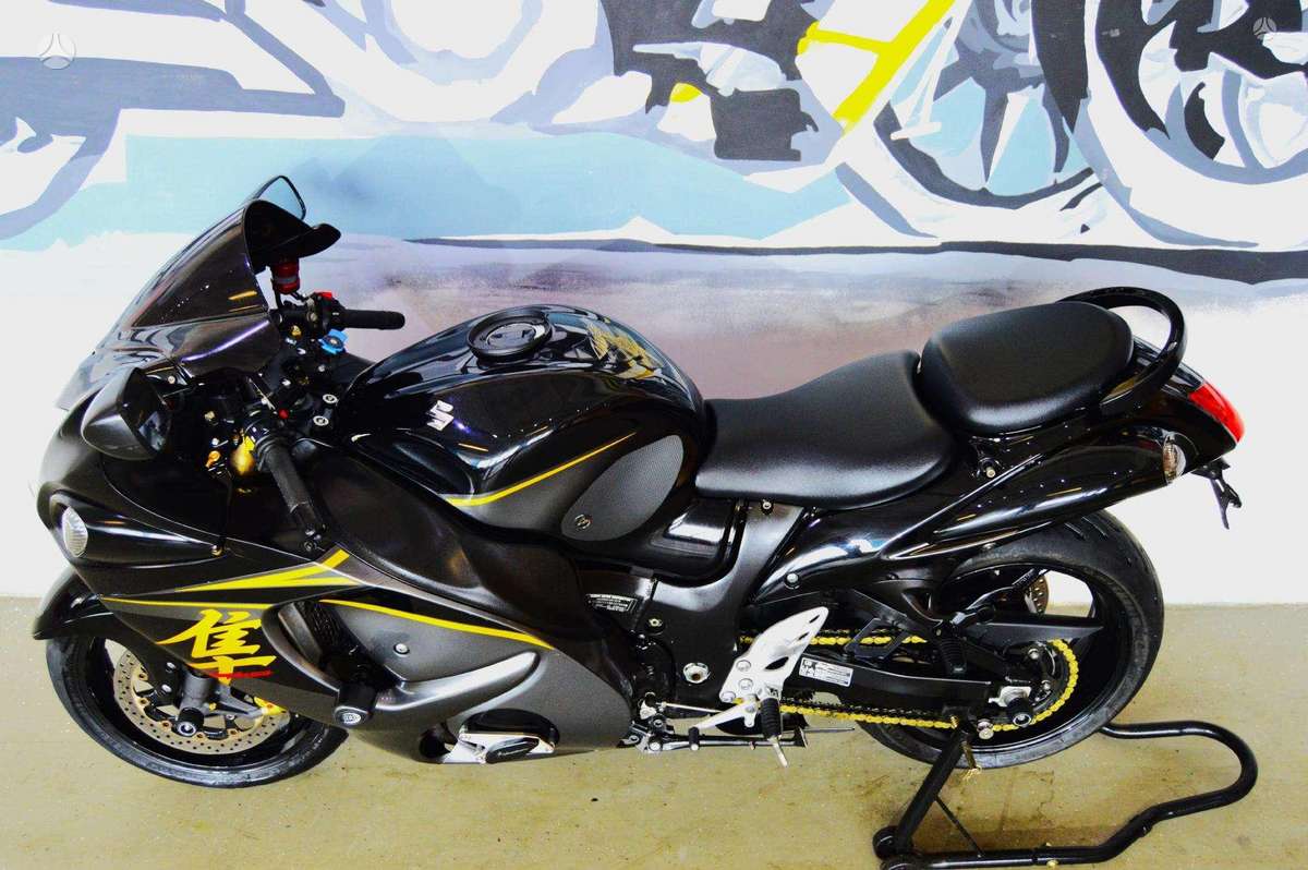 Suzuki GSX-R 1300cc, superbikes