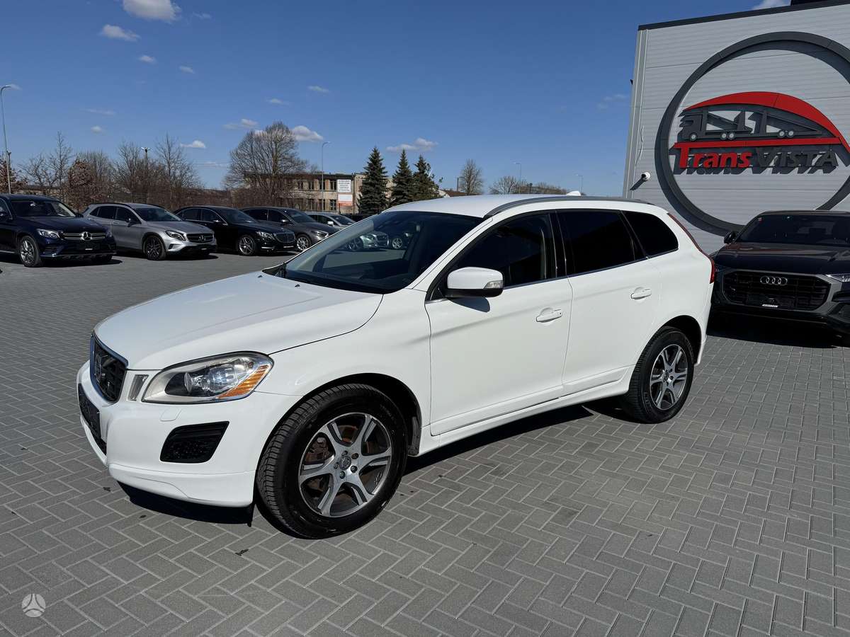 Volvo XC60 - 2