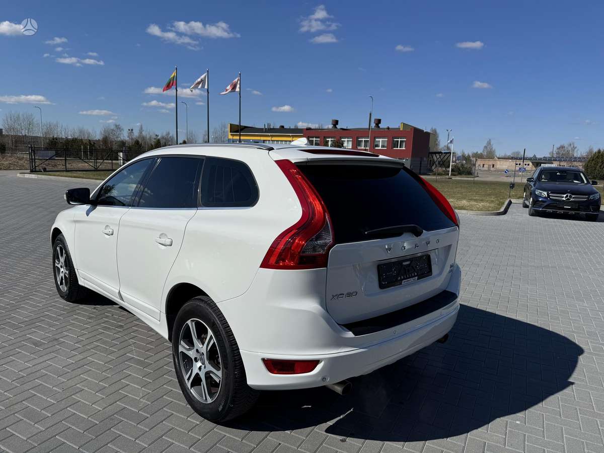 Volvo XC60 - 4